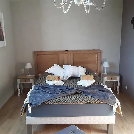 La Maison Bleue 3* Rosieres (Tarn)